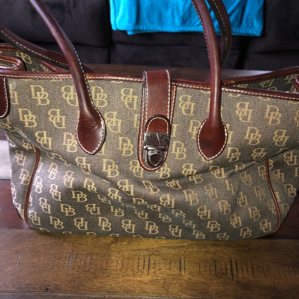 Dooney Bourke handbag